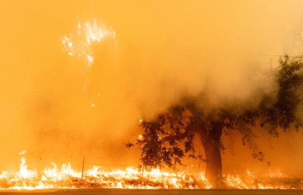 US-CALIFORNIA-WILDFIRE-FIRE 