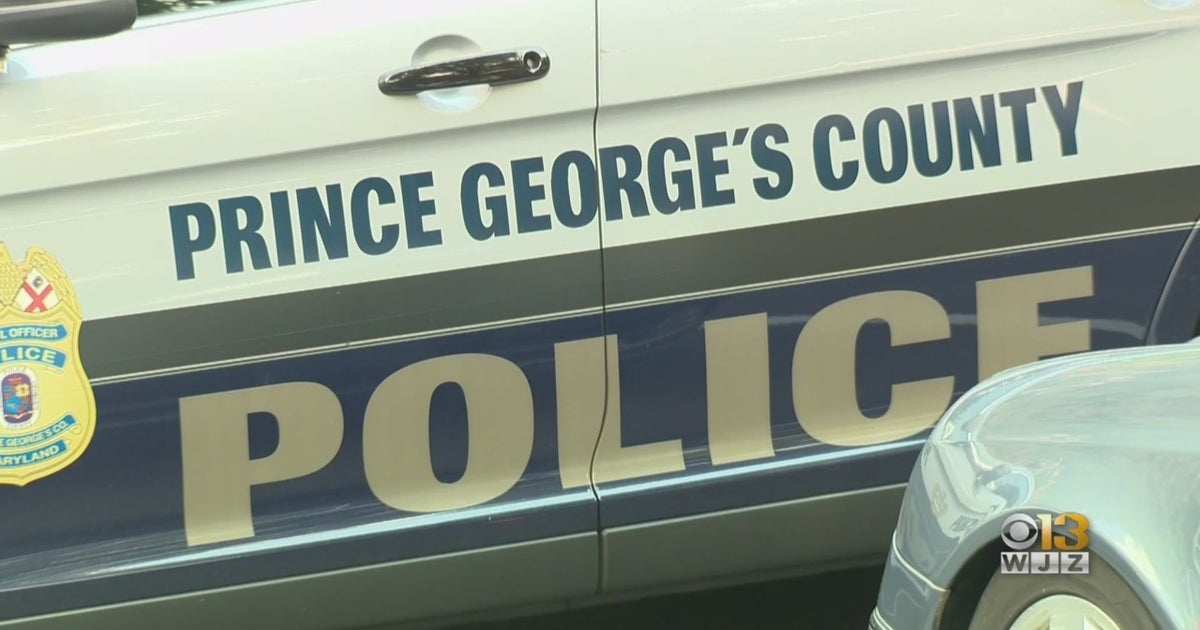 Man driving dirt bike killed in Oxon Hill collision
