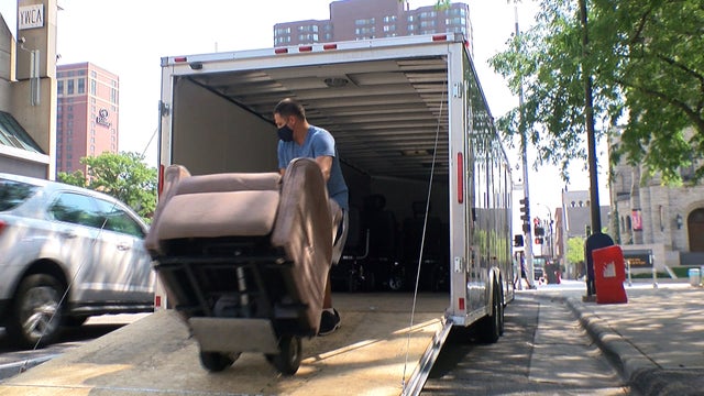 Dahl-Medical-Moving-Truck.jpg 