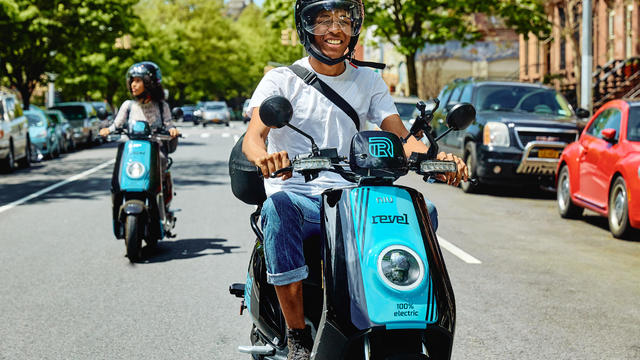 Revel's electric mopeds return to NYC with new in-app safety test and  mandatory helmet selfies - The Verge