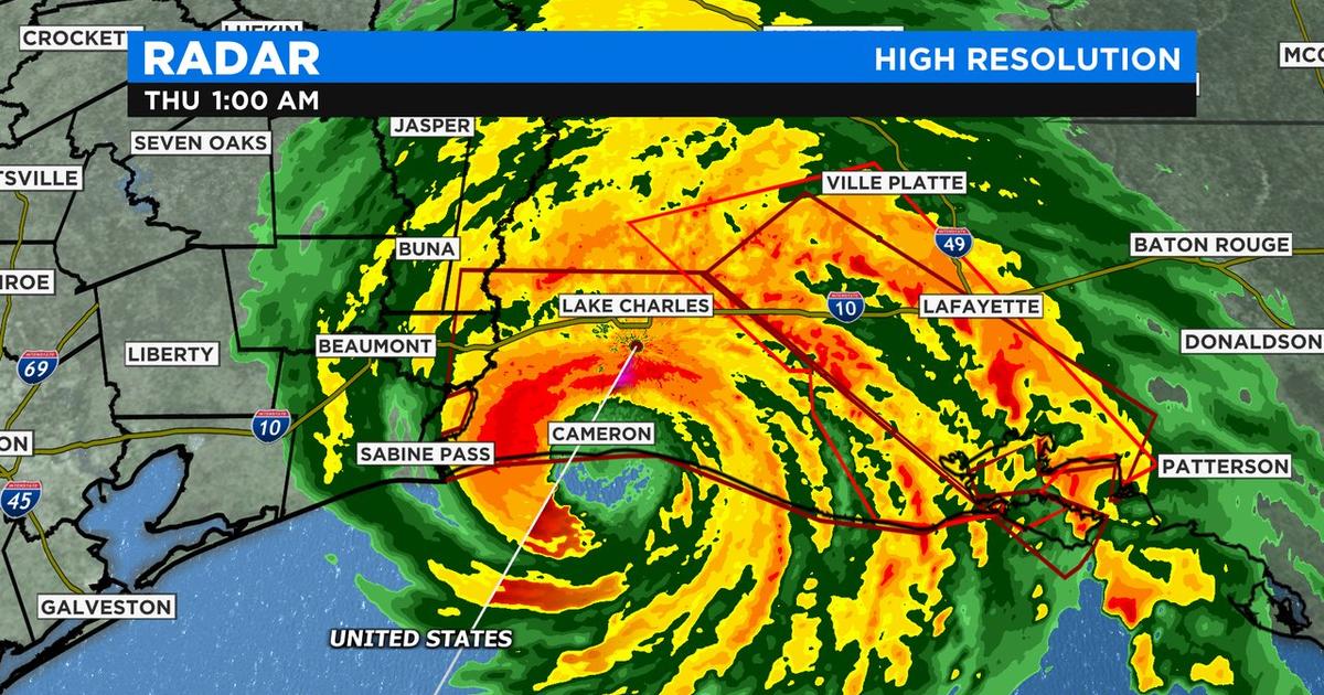 Hurricane Laura Makes Landfall In Southwestern Louisiana As Category 4 ...