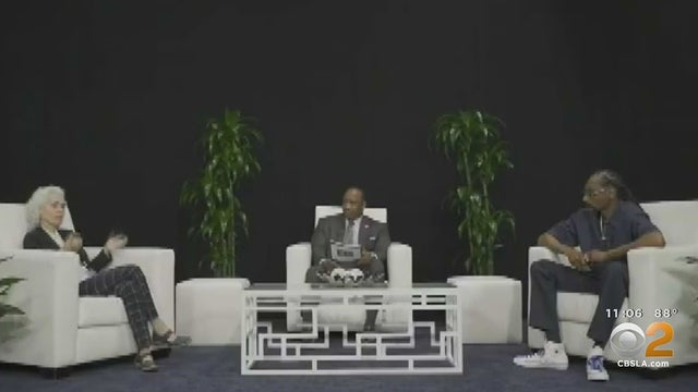 snoop-ferrer-butts.jpg 