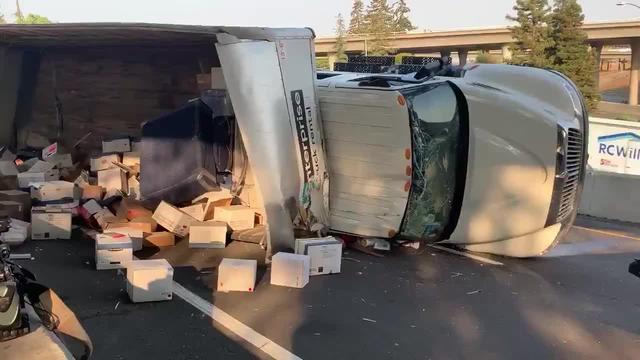 box-truck-crash-hwy50.jpg 