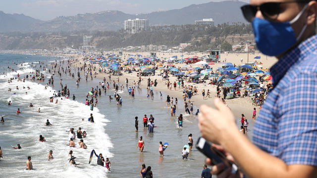 Californians Flock To Beaches Amid Major Late-Summer Heatwave 