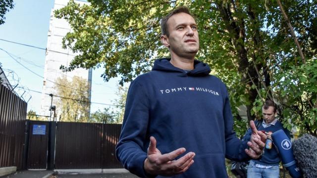 cbsn-fusion-alexei-navalny-poisoned-un-calls-for-investigation-putin-russia-thumbnail-543164-640x360.jpg 