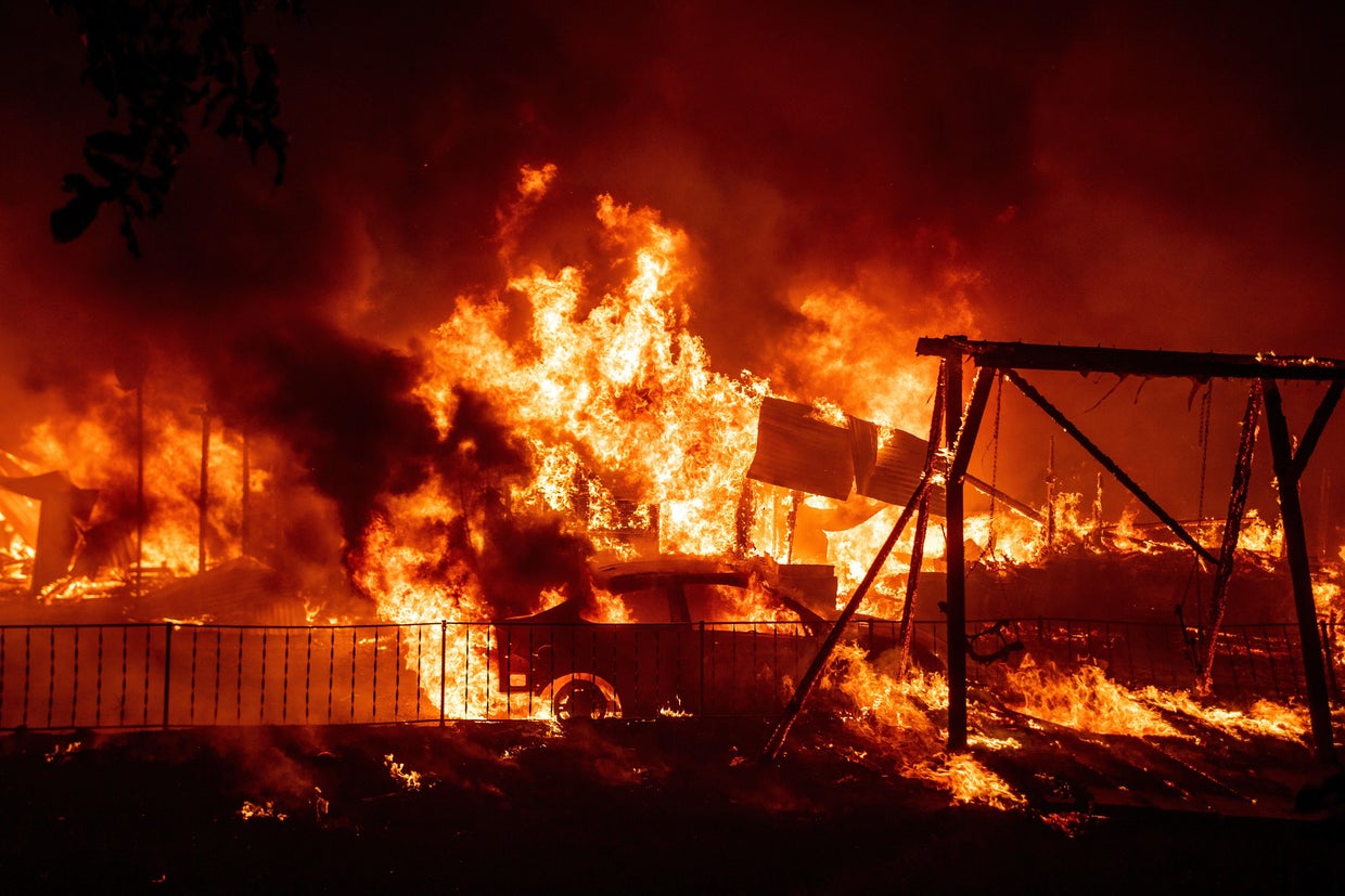 TOPSHOT-US-CALIFORNIA-FIRE 