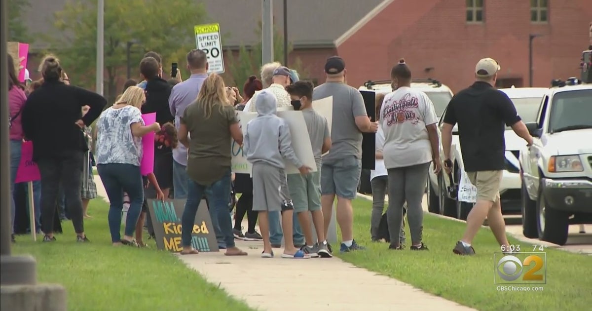 More Suburban Students, Parents Rally For Resumption Of In-Person ...
