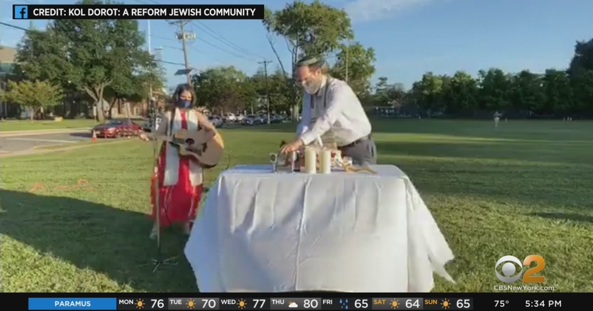 Synagogue Prepares To Live Stream Services For Rosh Hashanah As