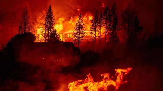 cbsn-fusion-strong-winds-threaten-to-fuel-uncontrolled-wildfires-across-west-coast-thumbnail-546293-640x360.jpg 