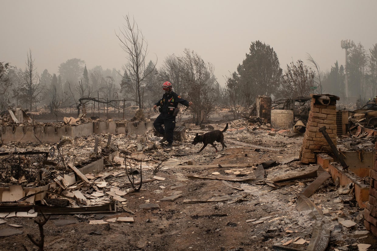 Oregon governor calls wildfires a "wakeup call" on climate change