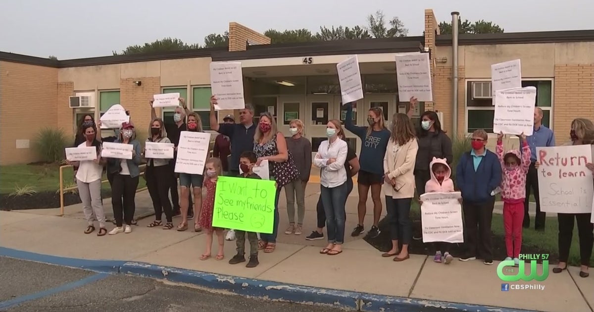 cherry-hill-families-protest-school-district-s-decision-to-start-year
