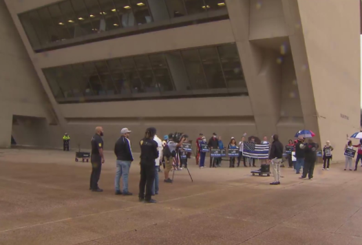 Demonstration supporting DPD outside Dallas City Hall