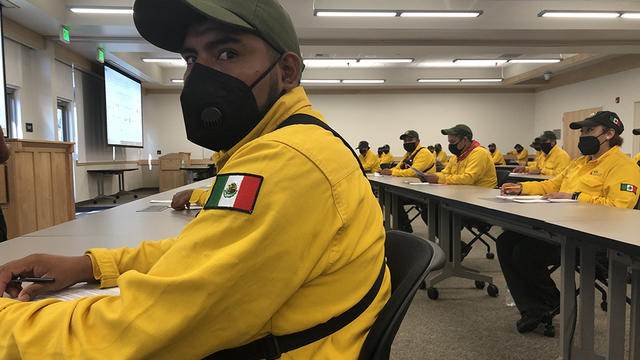 mexico-firefighter.jpg 