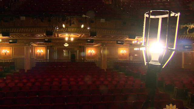 empty-broadway-theatre-1280.jpg 