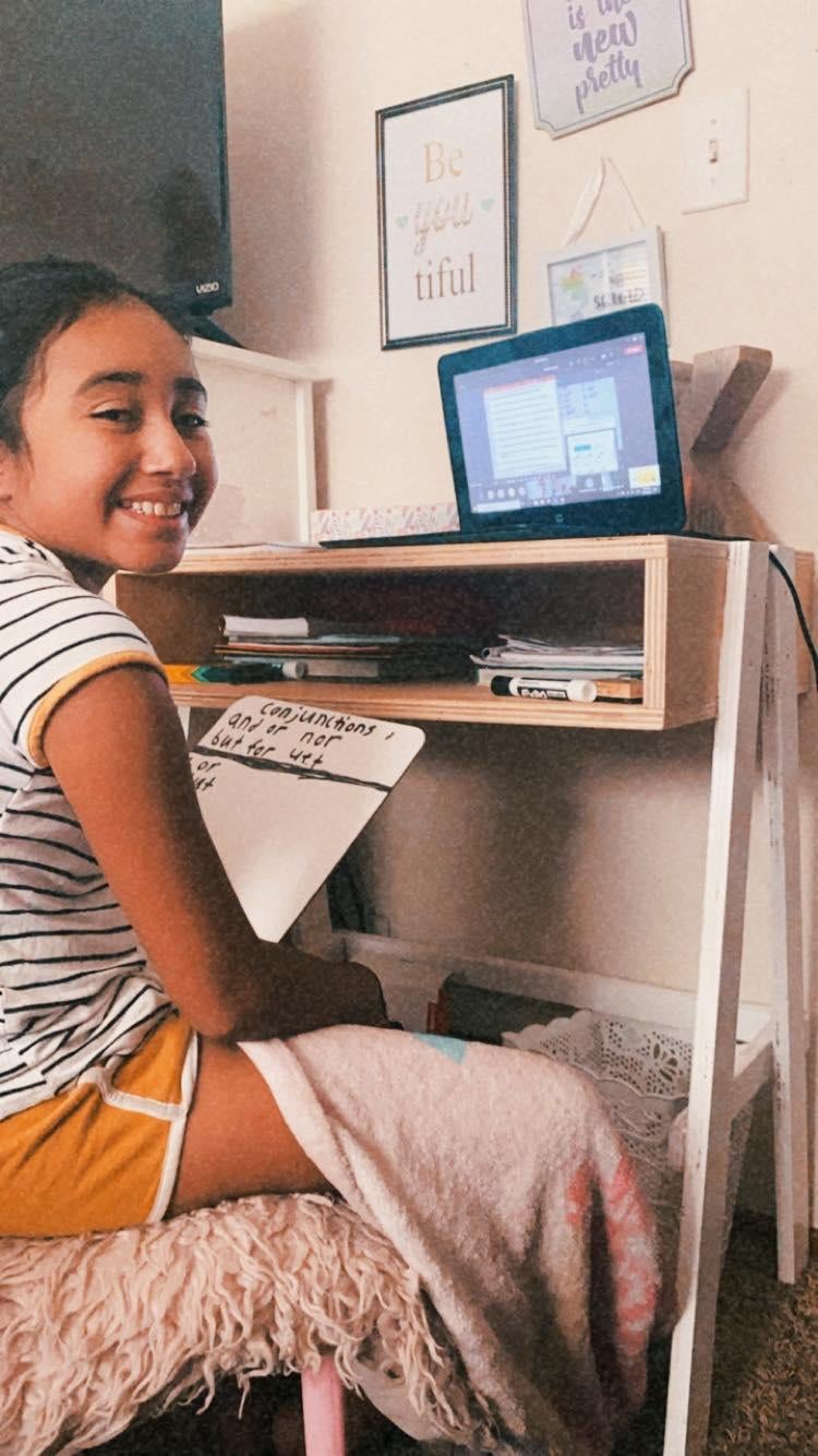 Three dads build about 200 desks to make virtual learning easier for kids at home CBS News