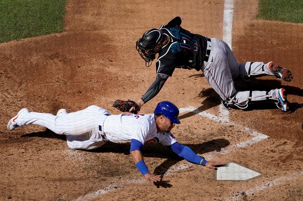 APTOPIX Marlins Cubs Baseball 