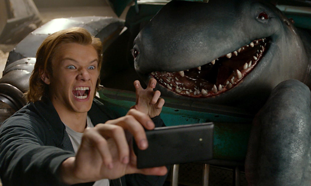 34-movie-monster-trucks.jpg 