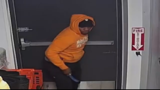 south-philadelphia-dunkin-robbery.png 