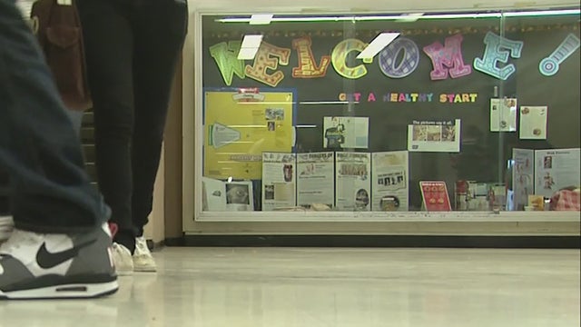 los-alamitos-high-school-hallway.jpg 