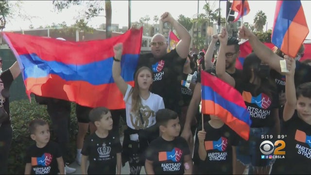 Armenian-Protesters.jpg 