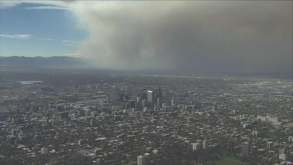 Huge Plume Of Wildfire Smoke Blows Into Denver - CBS Colorado