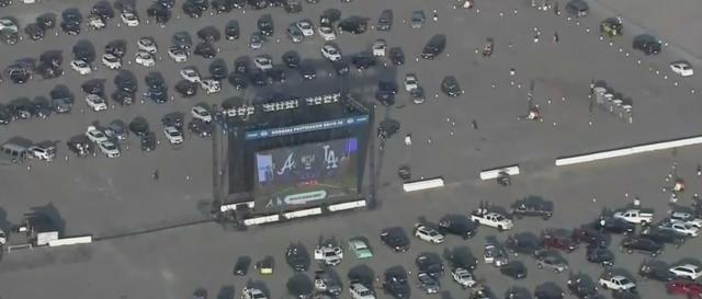 World Series 2020: Dodgers fans watching at stadium drive-in