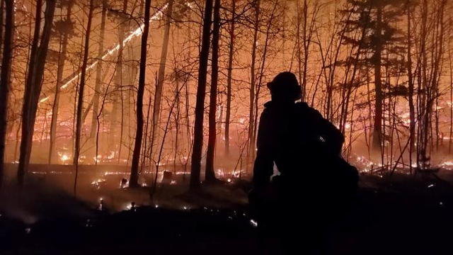 Ring of fire Bailey Colorado Rocky Mountain forest wildfire 