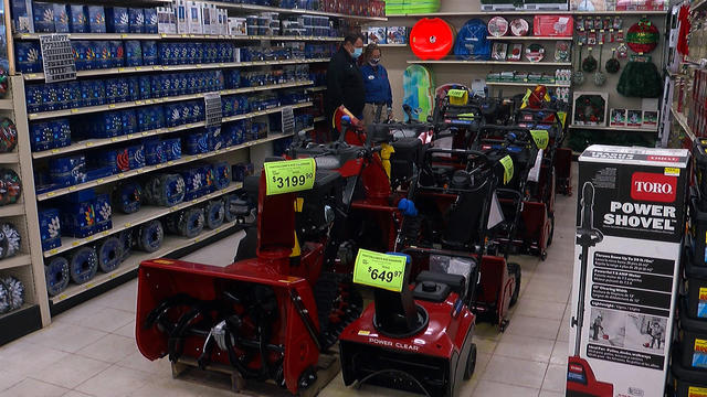 Snowblowers-for-sale.jpg 