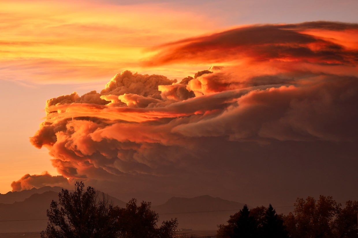 Mandatory Evacuations Ordered For East Troublesome Fire - CBS Colorado