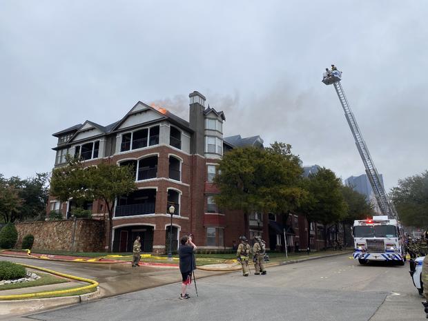 Fort Worth apartment fire 
