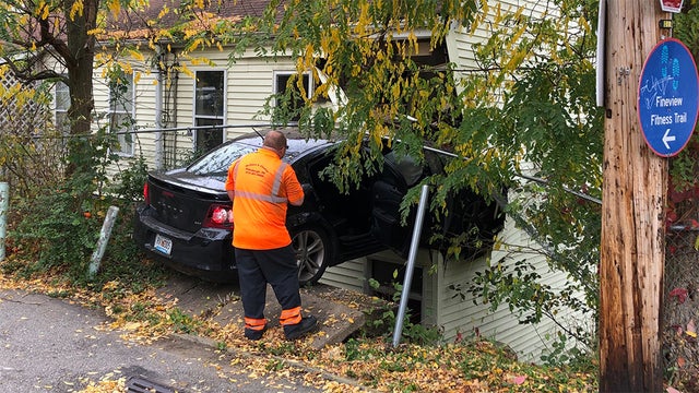 car-into-house-oct-25.jpg 