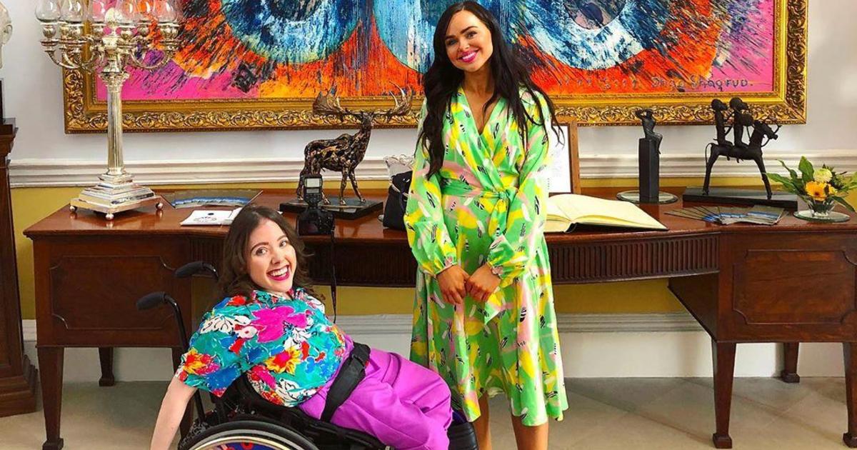 Izzy Wheels: 54 Colorful Wheelchair Accessories Created By Two Sisters