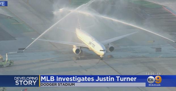 Dodgers Plane Returns 