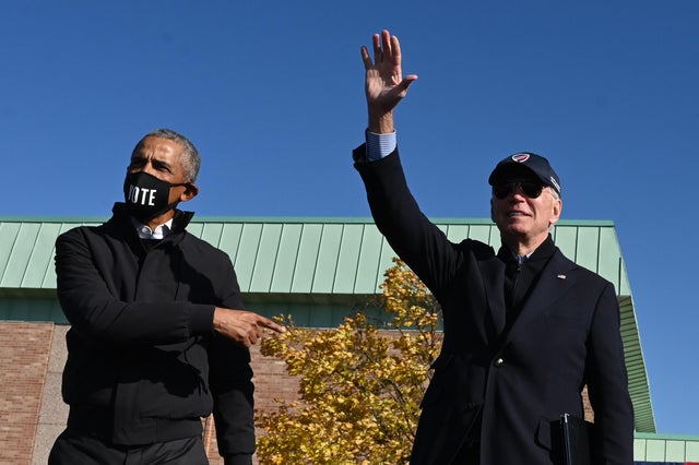 US-VOTE-BIDEN-OBAMA 