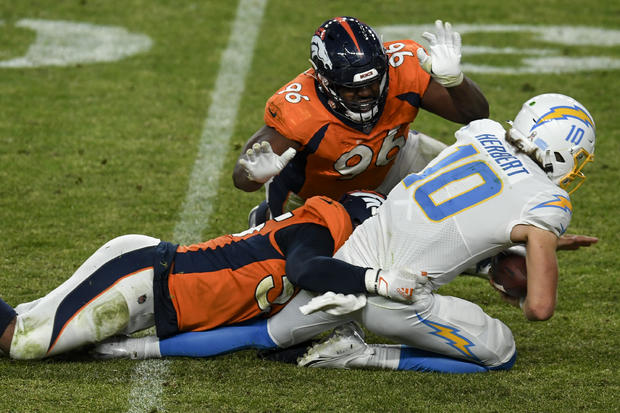 Broncos 31, Chargers 30 