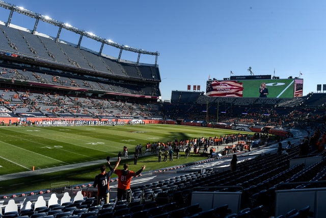 Broncos 31, Chargers 30 