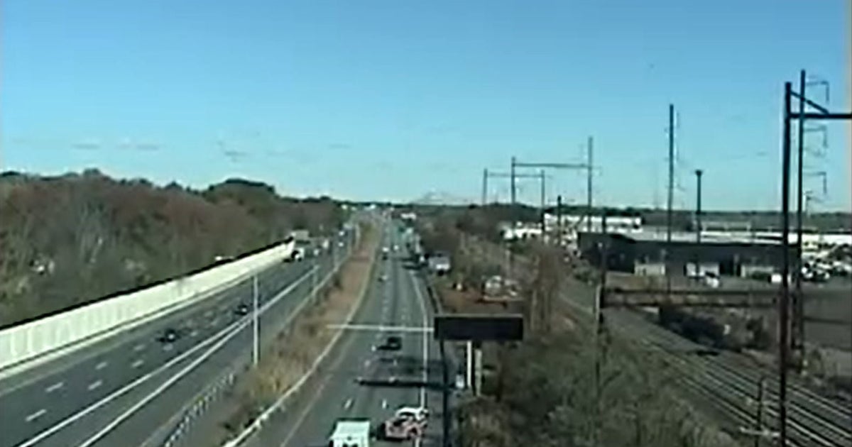 Strong Winds Blow Over Box Truck On I-95 In Philadelphia Causing Multi ...