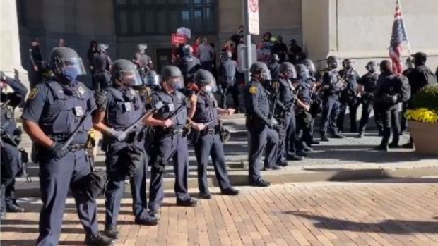 pittsburgh-police-riot-gear-protest-3 