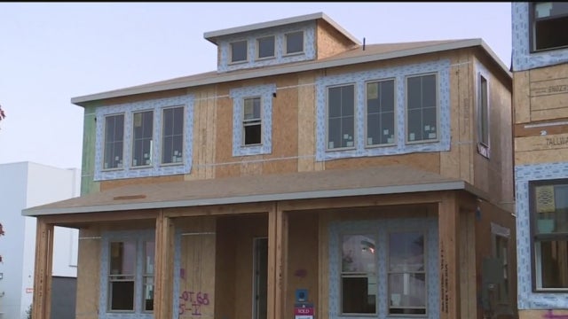 home-under-construction.jpg 