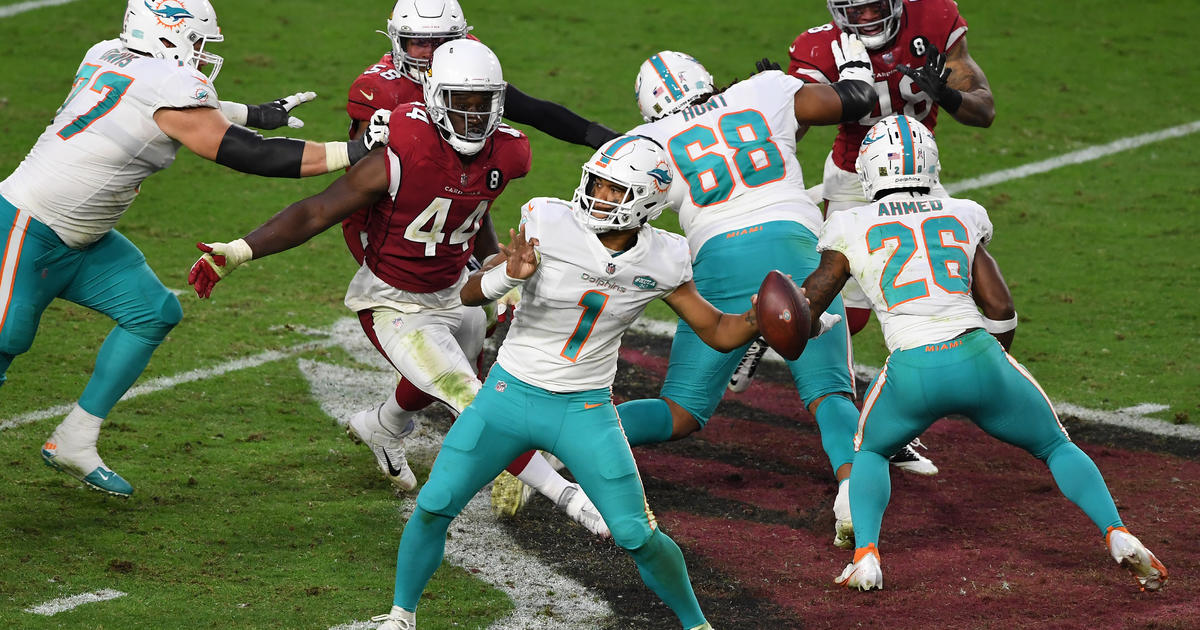 Andrew Van Ginkel of the Miami Dolphins after a game against the News  Photo - Getty Images