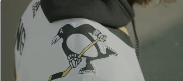 Penguins Bring Back Diagonal Black Pittsburgh Jerseys - CBS Pittsburgh