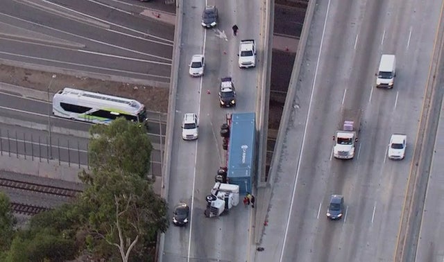 overturned big rig boyle heights 