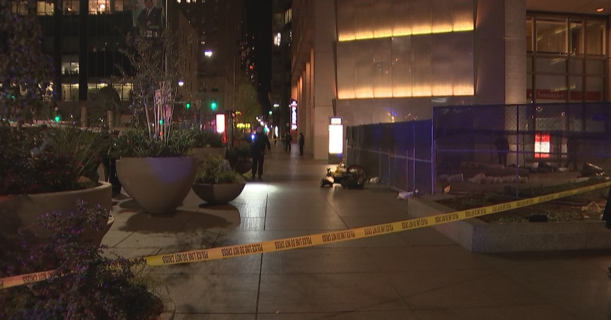 21-Year-Old Man Gunned Down In Center City, Police Say - CBS Philadelphia