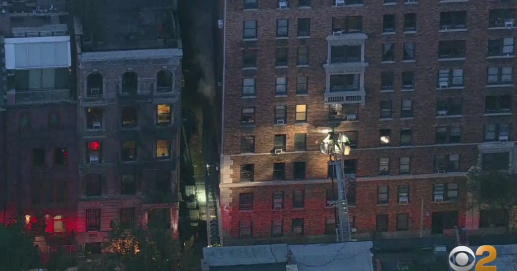 2 Hurt In High-Rise Fire On Upper West Side - CBS New York