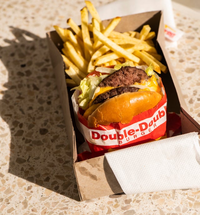 in-n-out-burger-17.jpg 