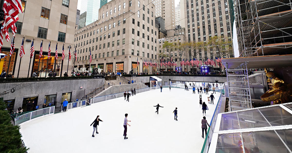 Rockefeller Center Ice Skating Rink Opens For Holidays CBS New York