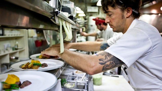 GettyImages-CA-Restaurant-kitchen-98058890.jpg 