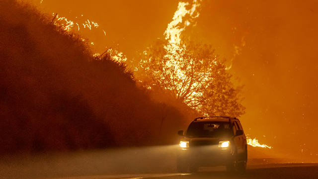 High Winds Drive Bond Fire 