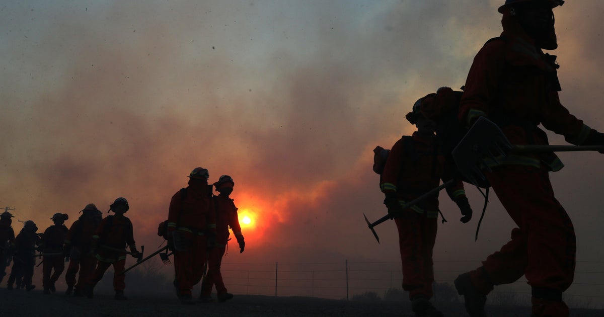 Western fires outpace California effort to fill inmate crews