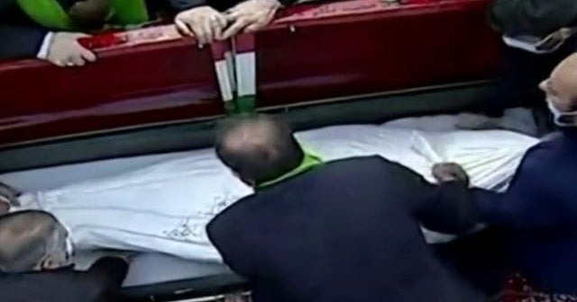 Iran weighs response after assassination of nuclear scientist - CBS News